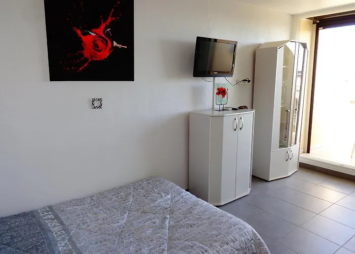 Heliopolis E21 -by Agn - 2 Personnes Agde